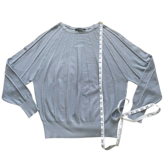 TAHARI Gray lavender undertone Cable Knit Sweater, light batwing 3/4 sleeve M/L - Picture 8 of 9
